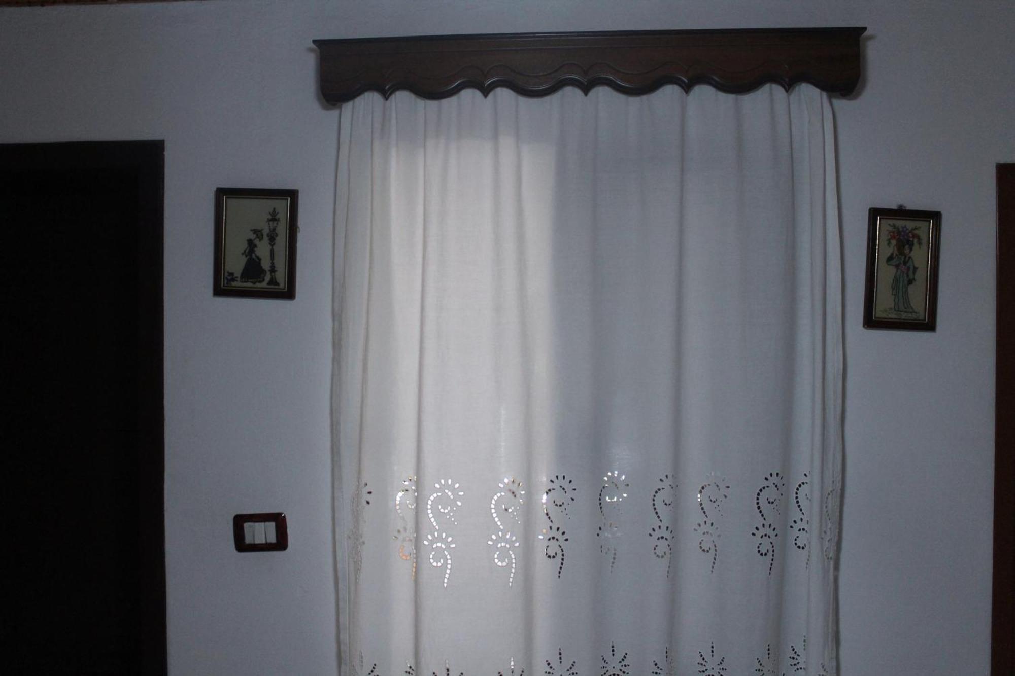 בראט Tomor Shehu Guest House מראה חיצוני תמונה